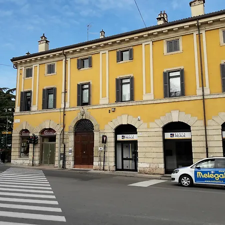 - Centre 2* Verona